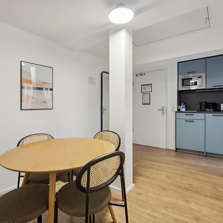 Hotel apartamentowy Limehome Antonstrasse 3*