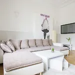 Apart Otel Limehome Antonstrasse 3*