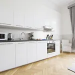 アパートホテル Limehome Antonstrasse 3*