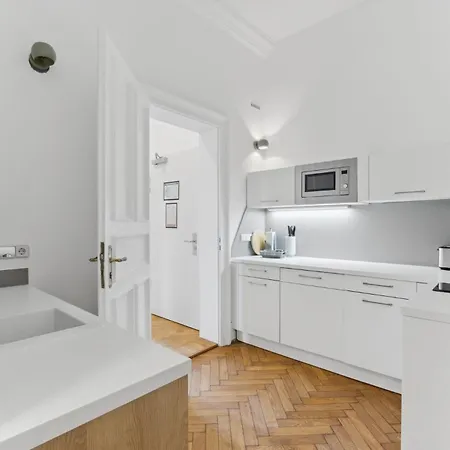 Apart-hotel Limehome Antonstrasse Dresden