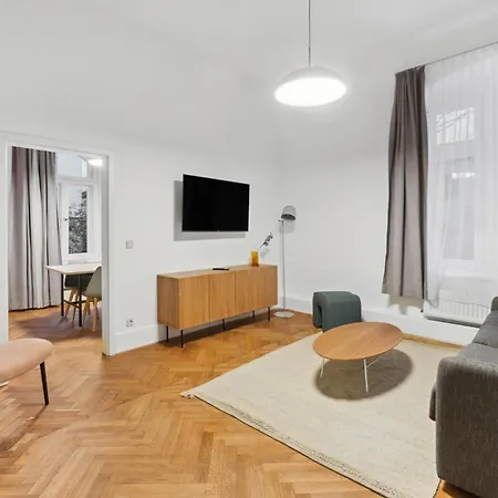 Apart-hotel Limehome Antonstrasse 3*