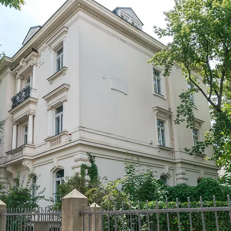 Limehome Antonstrasse 公寓式酒店 3*