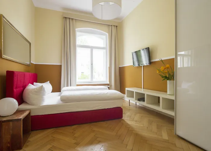 Apart-hotel Limehome Antonstrasse 3*