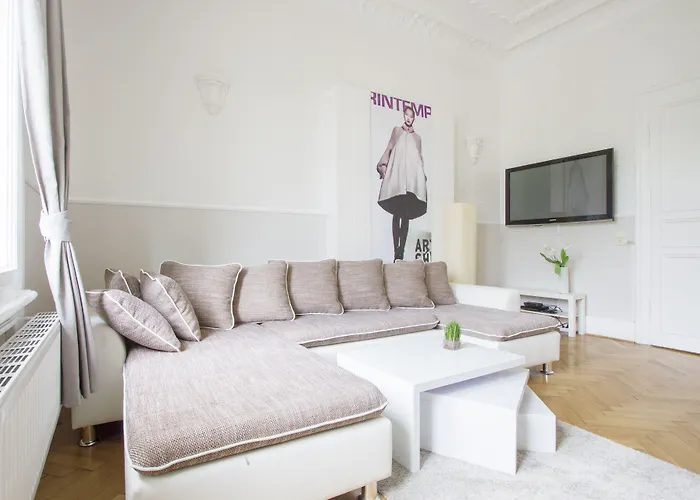 Aparthotel Limehome Antonstrasse 3*