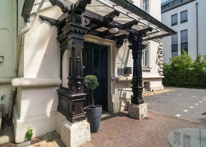 Limehome Antonstrasse 3*