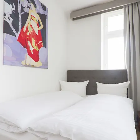Limehome Antonstrasse 3*