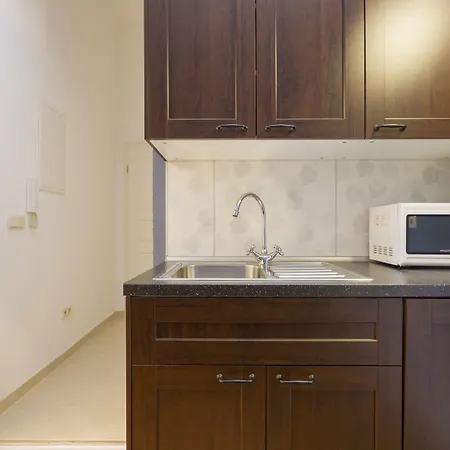 Limehome Antonstrasse 3*