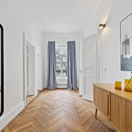 アパートホテル Limehome Antonstrasse ドレスデン