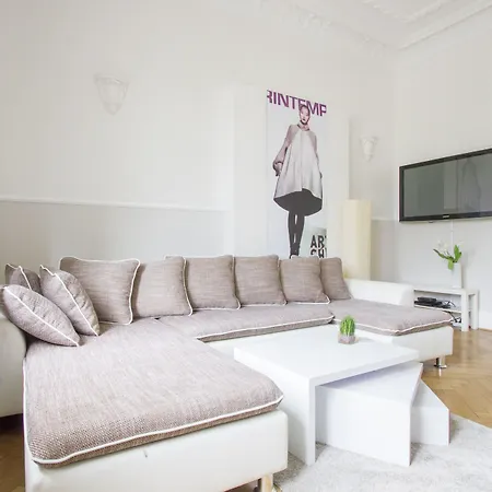 מלון דירות Limehome Antonstrasse 3*