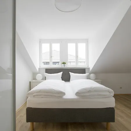 アパートホテル Limehome Antonstrasse 3*